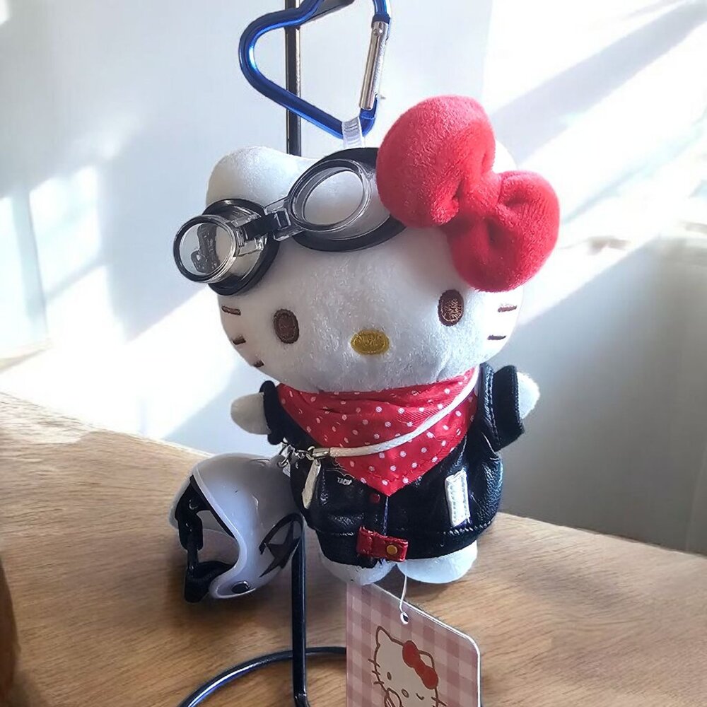 Keychain Hello Kitty Motorcyclist Pendat  #fanshellokitty #Fashon  #Cute #Sanrio